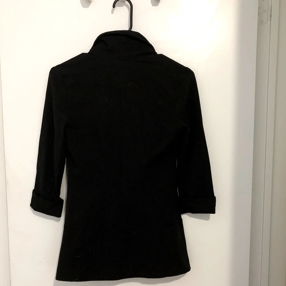 Blazer - Picture 2 of 2